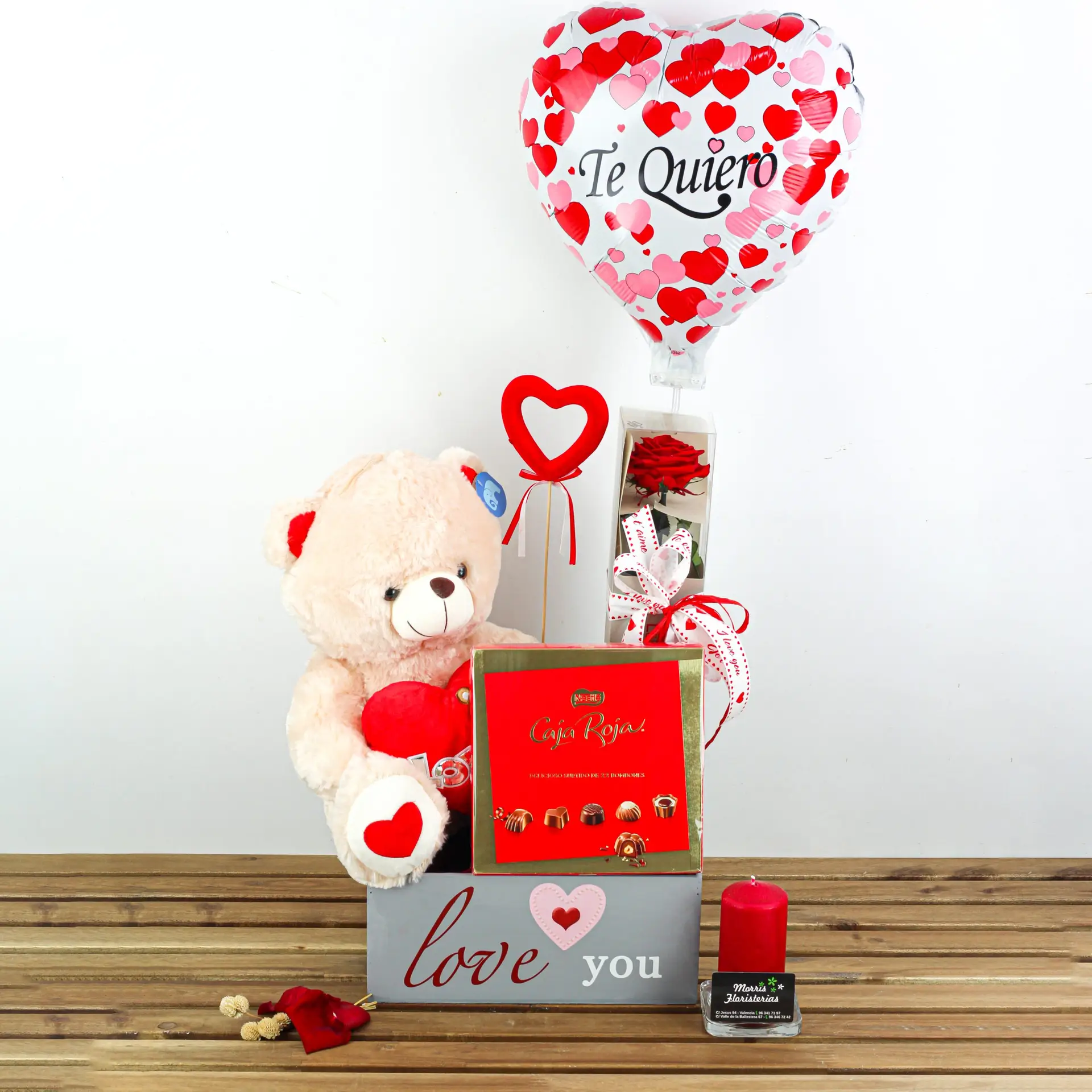 Cala love XL con rosa roja eterna liofilizada, peluche love, bombones, corazon, globo 3 Cala love XL con rosa roja eterna liofilizada, peluche love, bombones, corazon, globo 3
