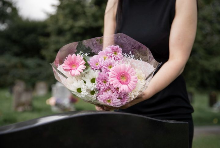 Cuáles son las mejores flores para un funeral